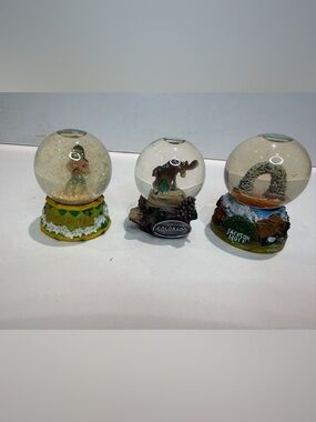 Lot of 3 Souvenir Snow Globes - Hawaii, Colorado, & Jackson Hole